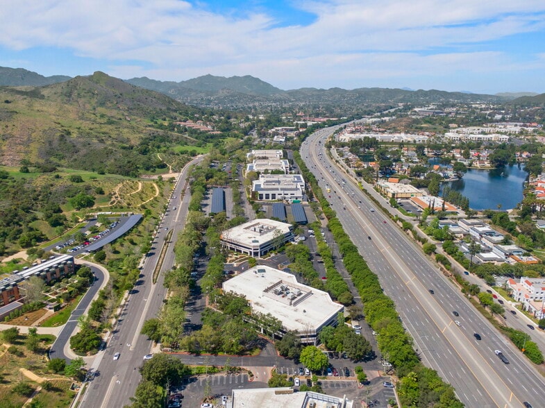More Photos Of 30501 Agoura Rd, Agoura Hills Office For Lease