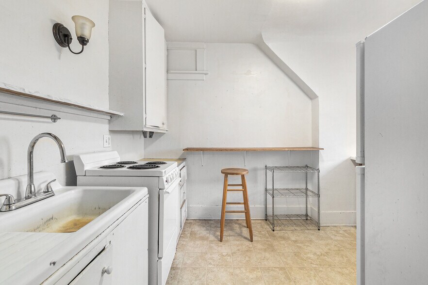 More Photos Of 217 N Normal St, Ypsilanti Multifamily For Sale