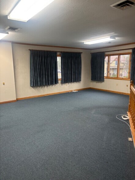 More Photos Of 430 Harmony Way, Harmony Auto Dealership For Lease