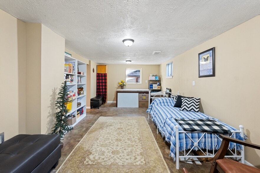 More Photos Of 2012 N Ruby St, Spokane Freestanding For Sale