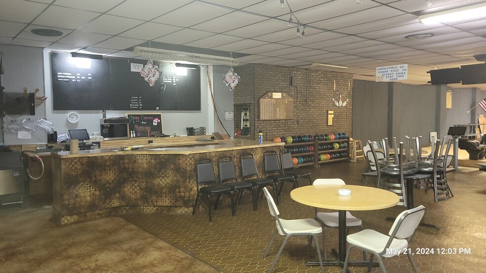 More Photos Of 136 W Main, Morenci General Retail For Sale