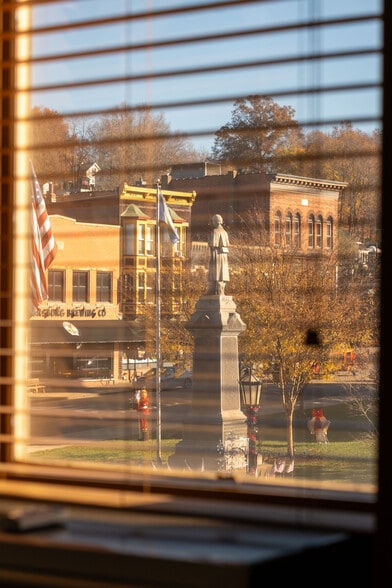 More Photos Of 35 W Jackson St, Millersburg Hotel For Sale