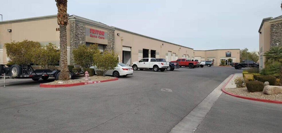 More Photos Of 6635 S Tenaya Way, Las Vegas Unknown For Lease