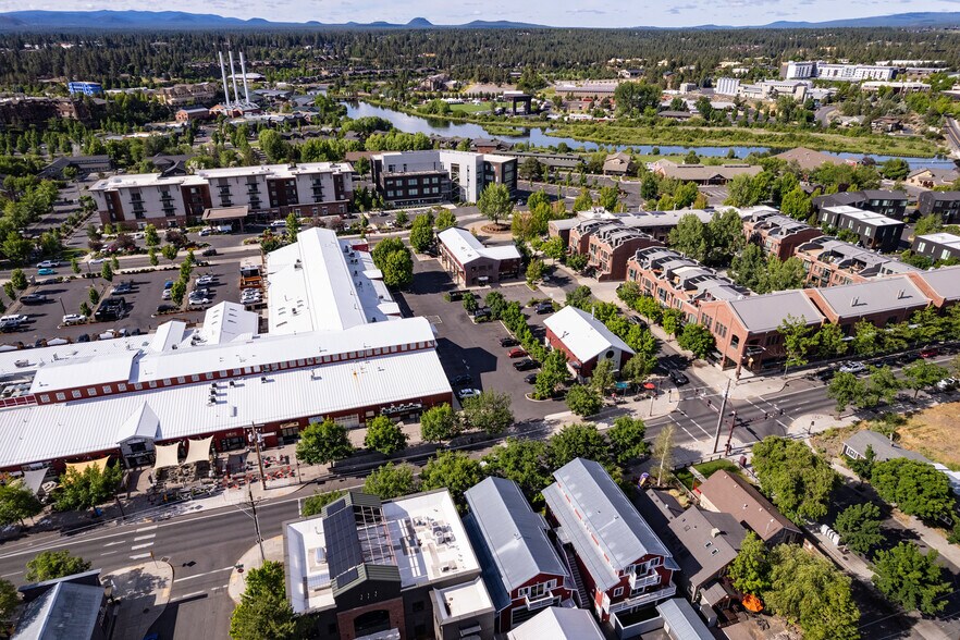 More Photos Of 626 NW Arizona Ave, Bend Office For Sale