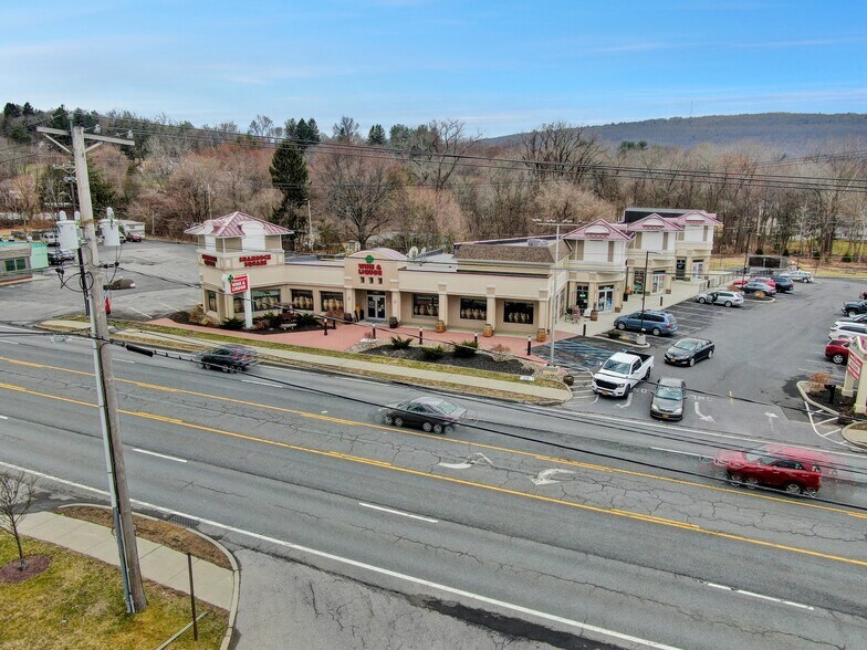 More Photos Of 3565 Route 9W, Highland General Retail For Lease