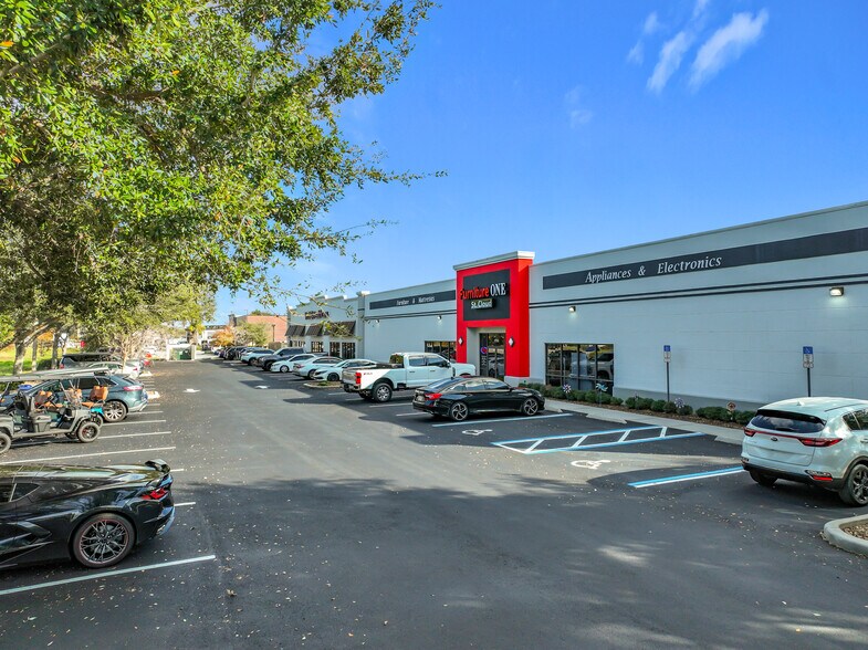 More Photos Of 1750-1780 E Irlo Bronson Memorial Hwy, Saint Cloud General Retail For Sale