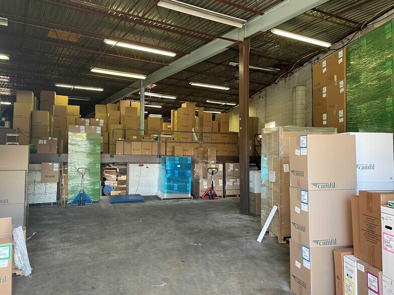 More Photos Of 113-115 N 5th St, Darby Warehouse For Sale