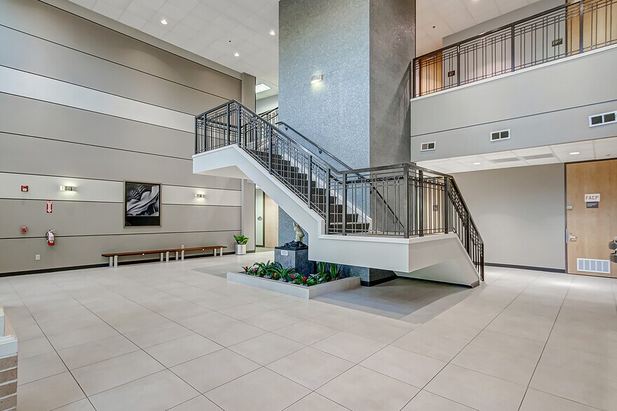 More Photos Of 4840 W Panther Creek Dr, The Woodlands Unknown For Lease