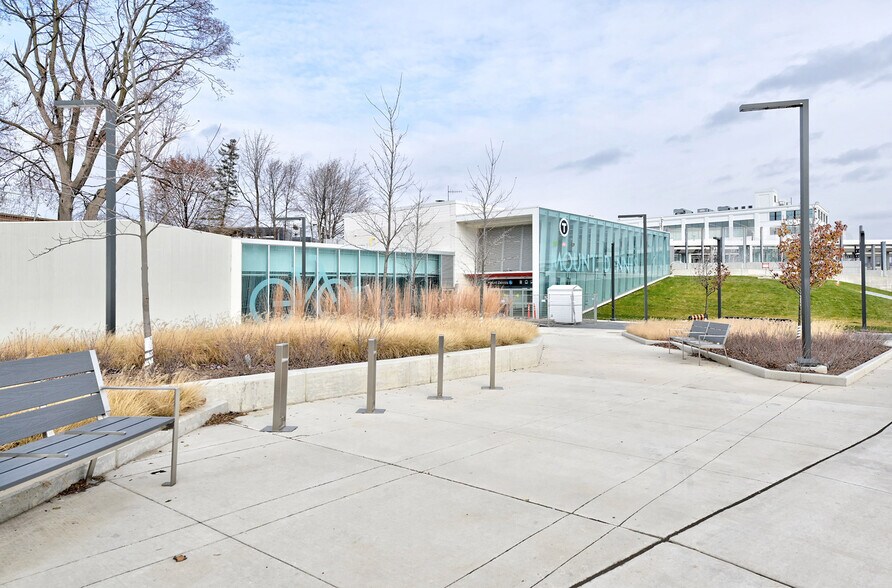 More Photos Of 1112 Weston Rd, Toronto Apartments For Sale