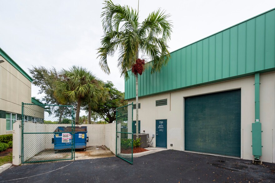 More Photos Of 731-745 Shotgun Rd, Sunrise Light Manufacturing For Sale