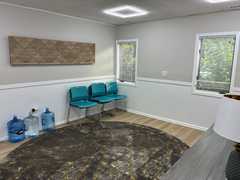 More Photos Of 812 Poole Ave, Hazlet Medical For Sale