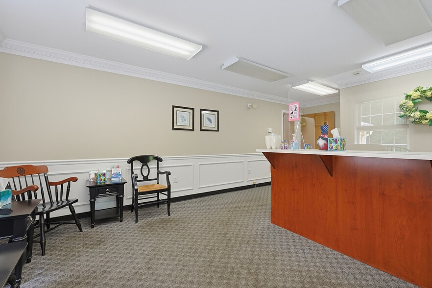 More Photos Of 620 Washington St, Franklin Medical For Sale