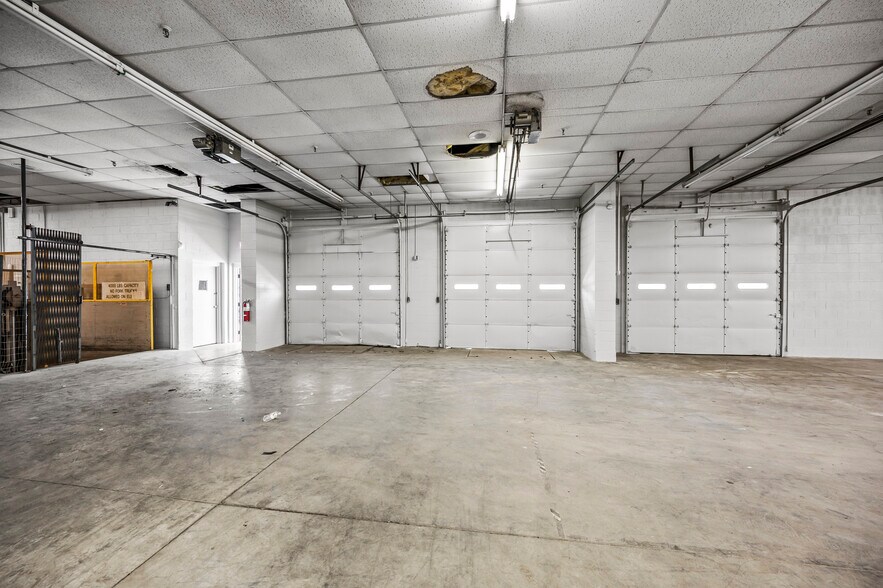 More Photos Of 1539 Waughtown St, Winston-Salem Warehouse For Sale