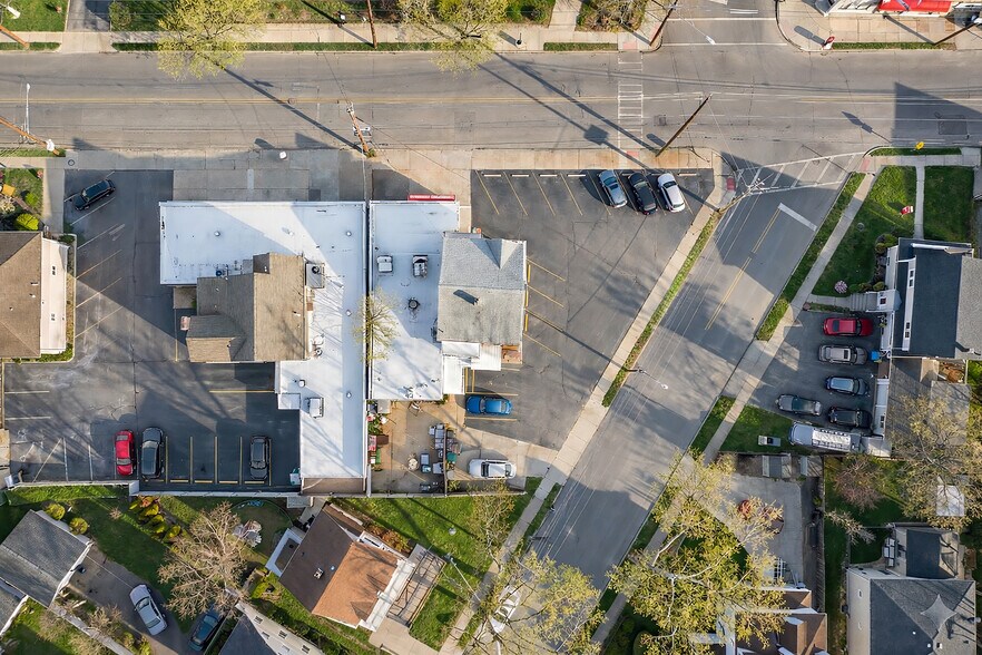 More Photos Of 851-853 Main St, Hackensack Storefront Retail Residential For Lease