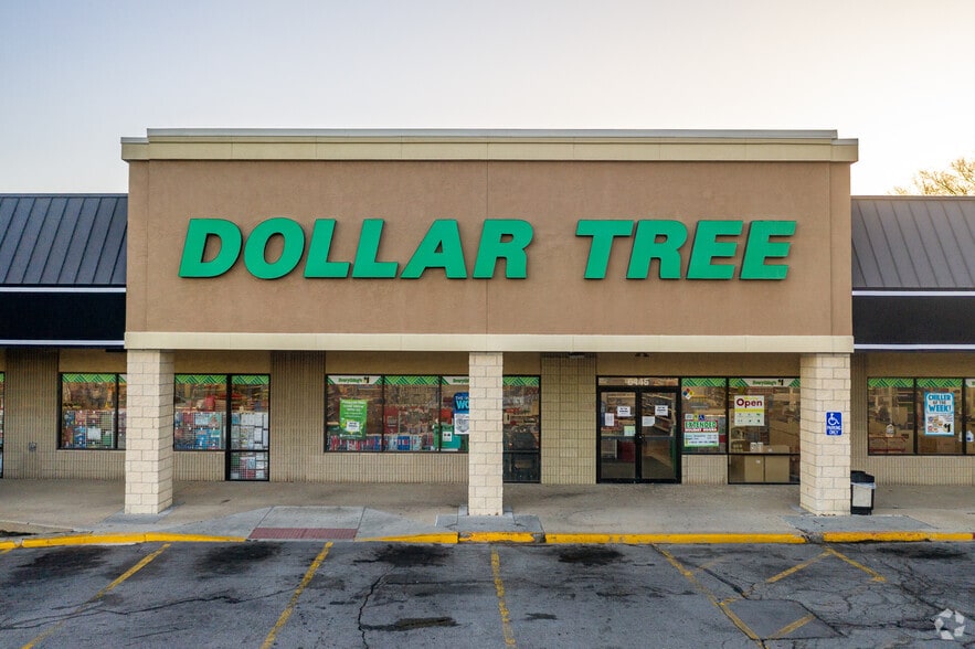 More Photos Of 6415-6471 Quivira Rd, Shawnee General Retail For Lease