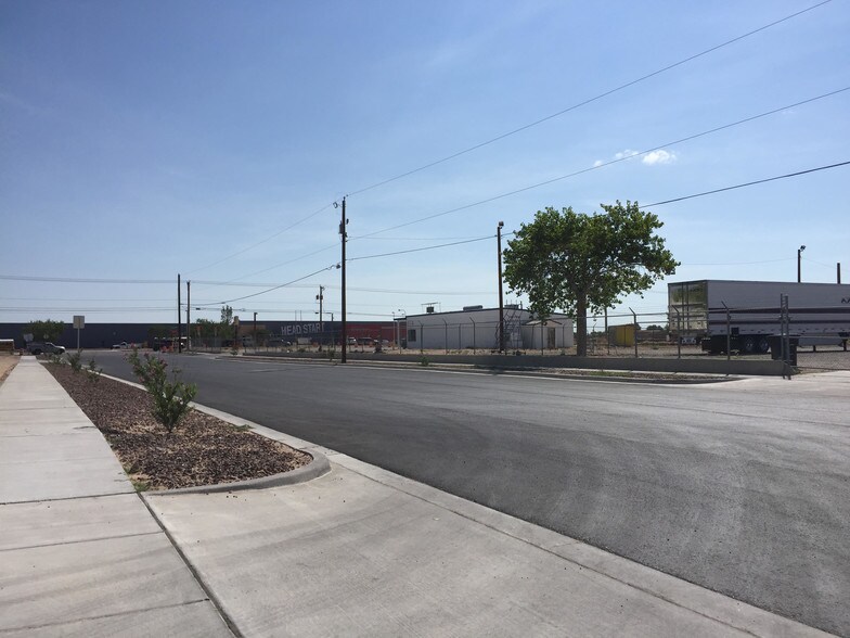 More Photos Of 501 S Darrington Rd, Horizon City Freestanding For Sale