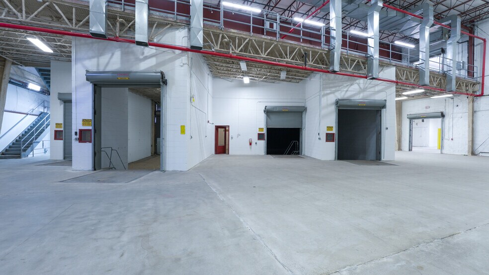 More Photos Of 845 E 136th St, Bronx Warehouse For Sale