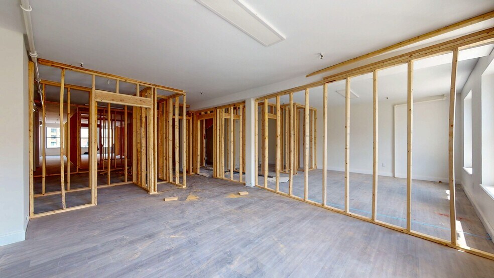 More Photos Of 158 Grand St, Waterbury Office For Sale