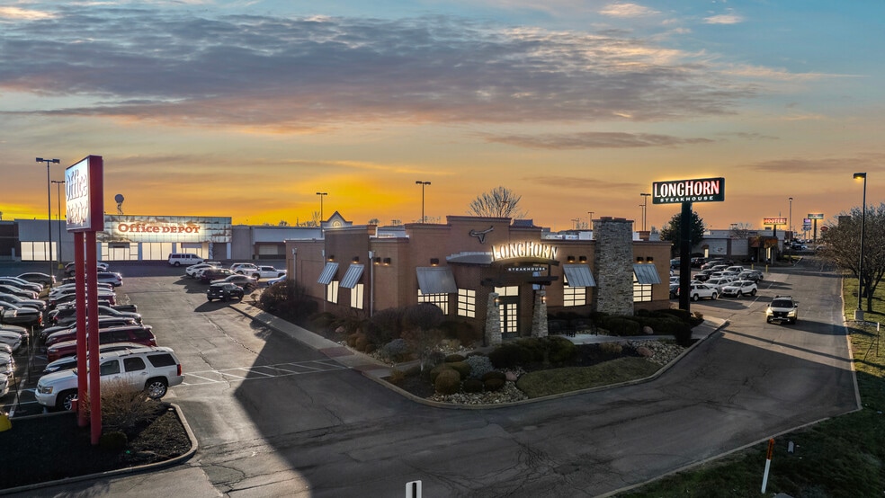 Primary Photo Of 3979 Veterans Memorial Pky, Saint Peters Restaurant For Sale