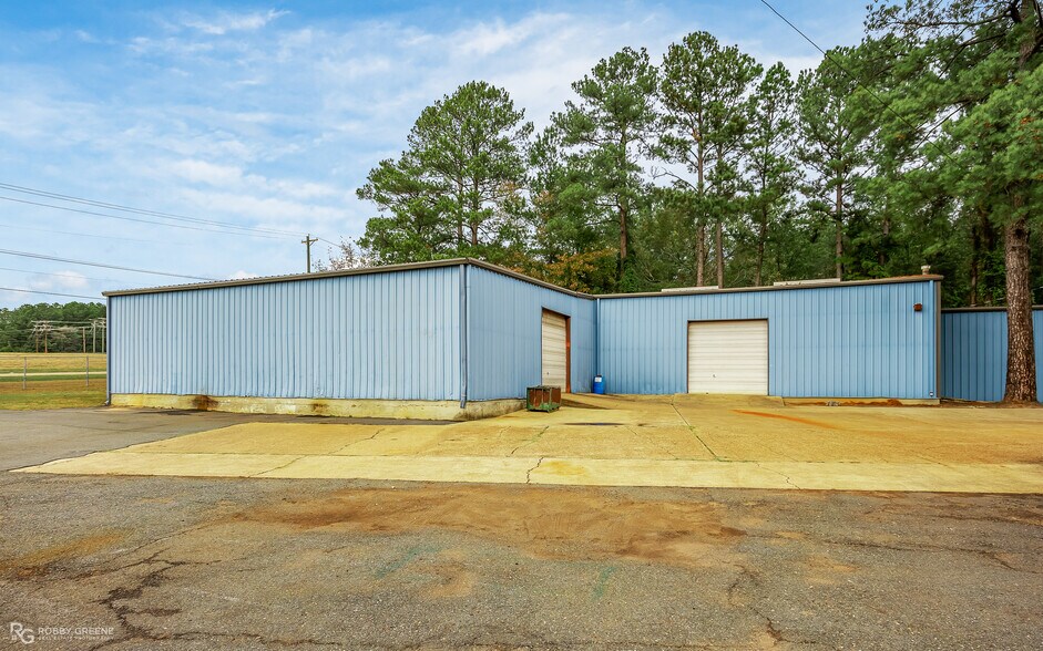 More Photos Of 1326 East St, Minden Industrial For Sale