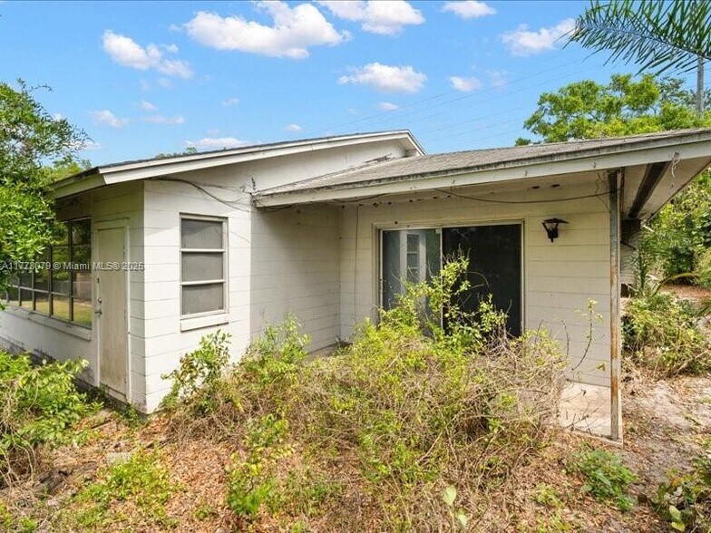 More Photos Of 1903 S Lakemont Ave, Winter Park Apartments For Sale