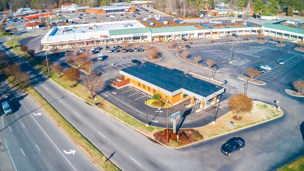 More Photos Of 1963 S Crater Rd, Petersburg Bank For Sale
