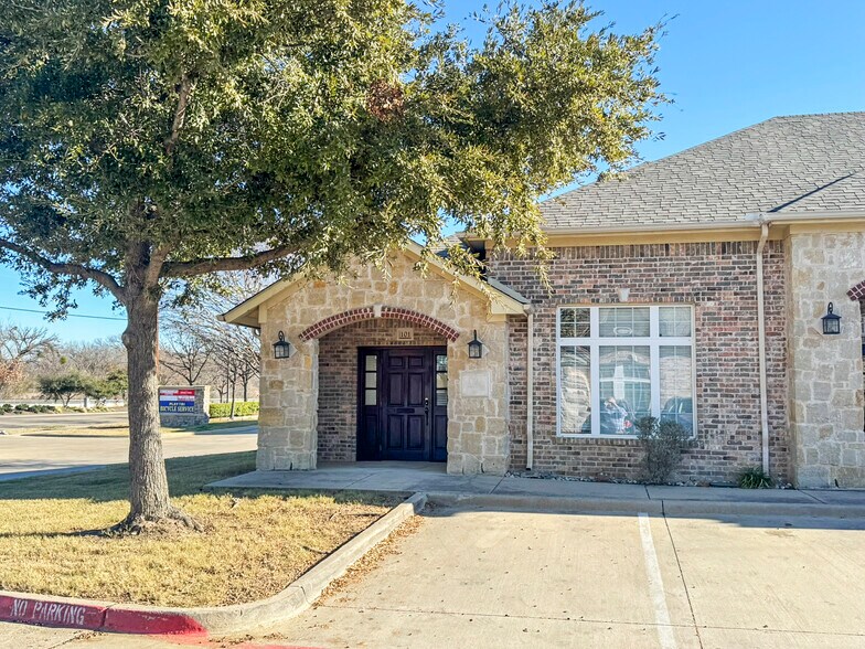 Primary Photo Of 7141-7151 Colleyville Blvd, Colleyville Medical For Lease