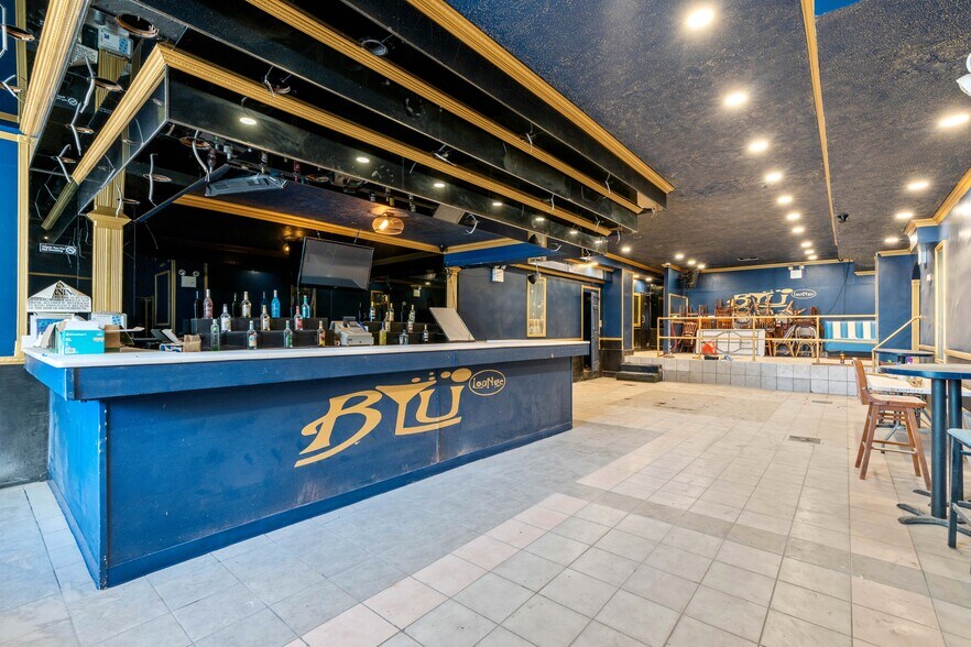 More Photos Of 492 Bay St, Staten Island Storefront Retail Residential For Lease