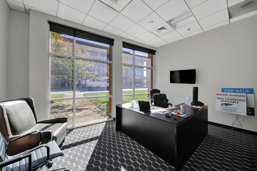 More Photos Of 2010 S Tryon St, Charlotte Loft Creative Space For Sale