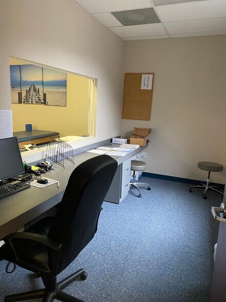 More Photos Of 335 Roselane St NW, Marietta Medical For Lease