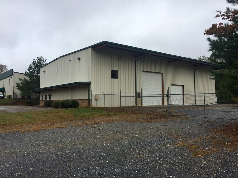 More Photos Of 229 Confederate Ave, Jasper Warehouse For Lease