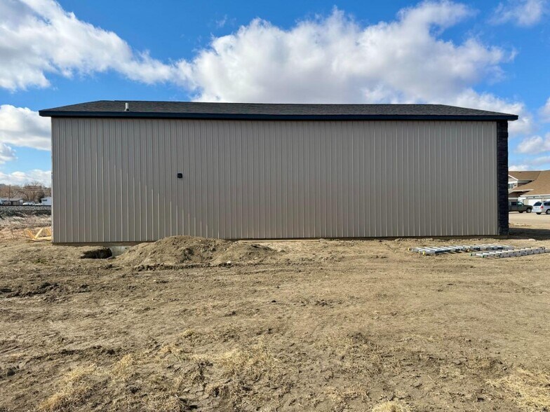 More Photos Of 367 Riverwood dr, Burlington Warehouse For Sale