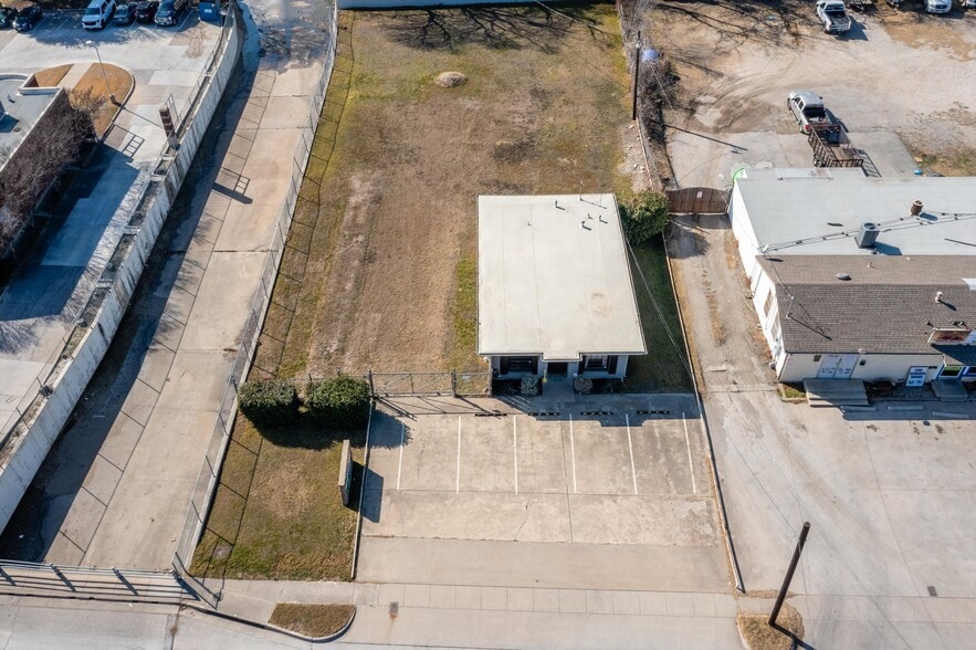 More Photos Of 4005 Rufe Snow Dr, North Richland Hills Medical For Sale