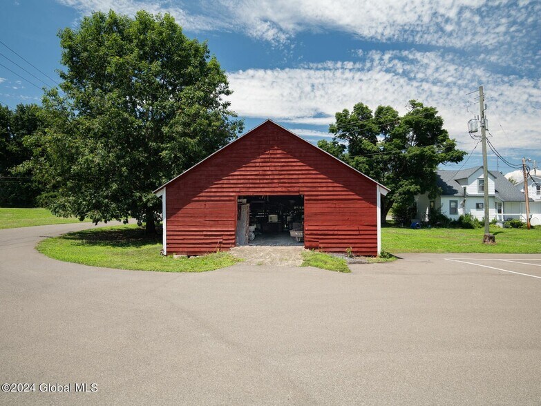 More Photos Of 1006 NY-9H Rt, Ghent Restaurant For Sale