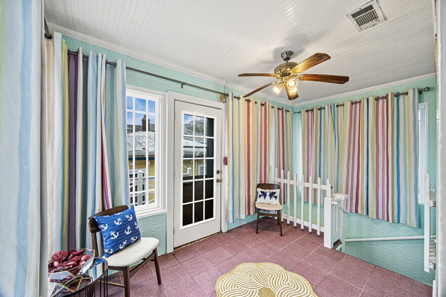 More Photos Of 1723 25th St, Galveston Hospitality For Sale