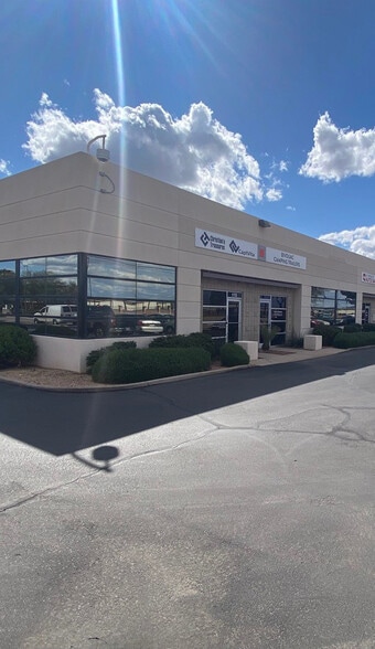 More Photos Of 1 W Deer Valley Rd, Phoenix Manufacturing For Lease