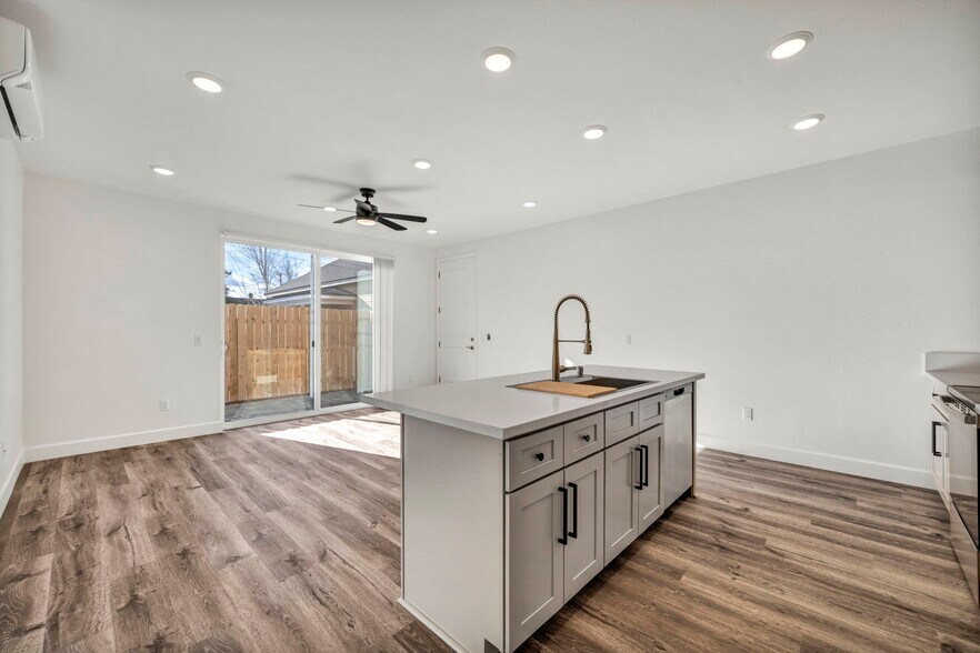 More Photos Of 542 7th St, Sparks Apartments For Sale