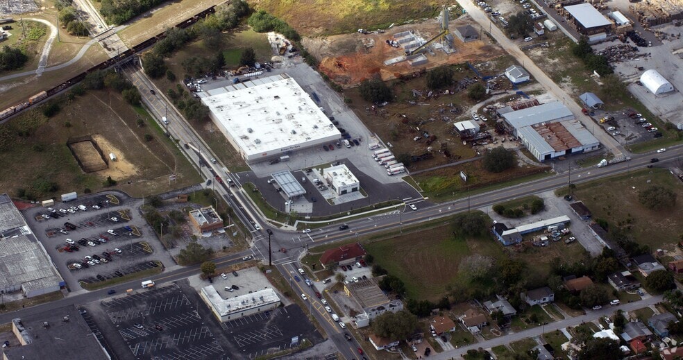 More Photos Of 1690 E Hinson Ave, Haines City Service Station For Sale