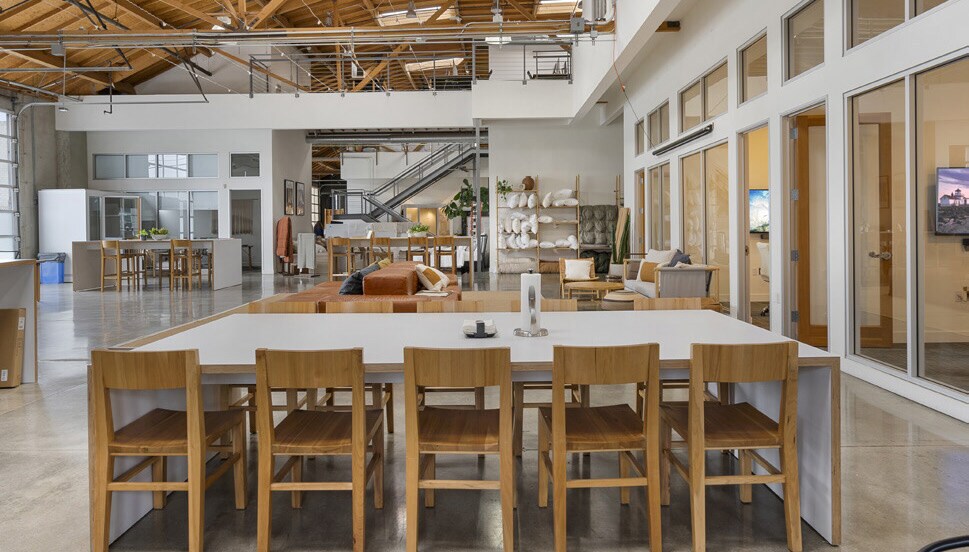 More Photos Of 10113 Jefferson Blvd, Culver City Warehouse For Lease