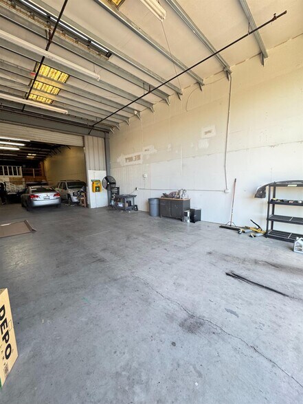 More Photos Of 509 Galaxy Way, Modesto Warehouse For Lease