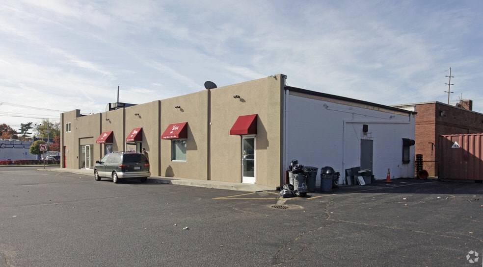 More Photos Of 20 Hempstead Tpke, West Hempstead Storefront Retail Office For Lease