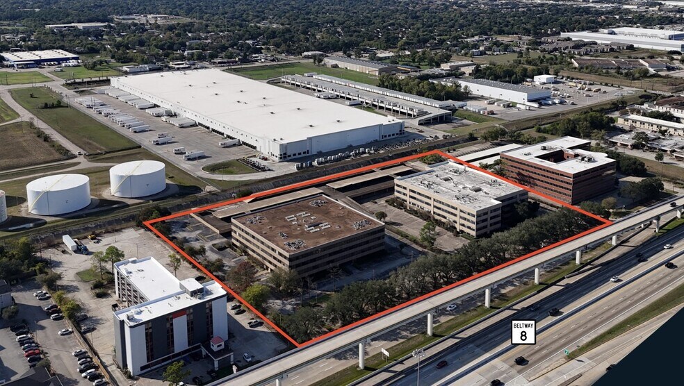 Primary Photo Of 652-654 N Sam Houston Pky E, Houston Land For Sale