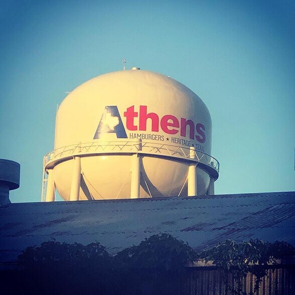 More Photos Of 307 E Larkin St, Athens Freestanding For Sale