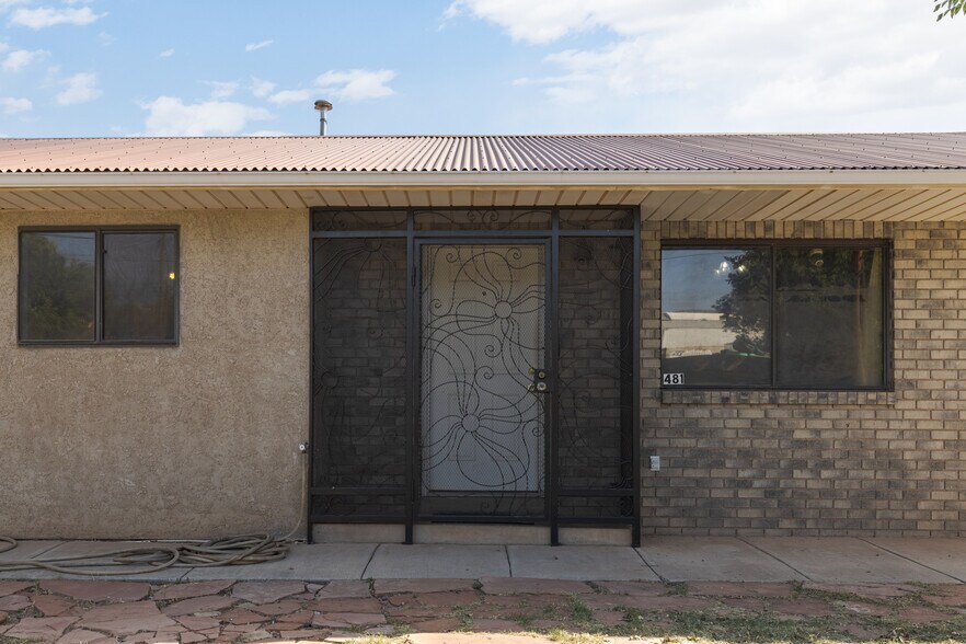 More Photos Of 481 W 100 N, Hurricane Specialty For Sale