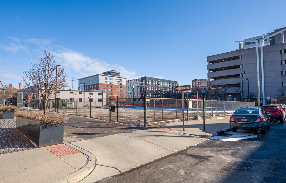 More Photos Of Sixth St @ E Gay St, Columbus Land For Sale