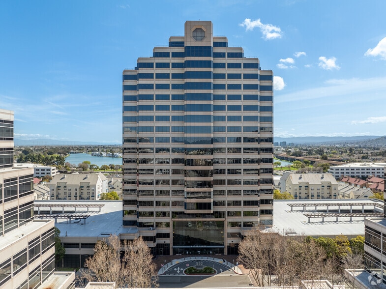 More Photos Of 950 Tower Ln, Foster City Office For Lease