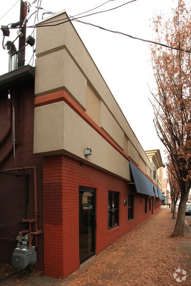 More Photos Of 924-928 Baxter Ave, Louisville Office For Lease