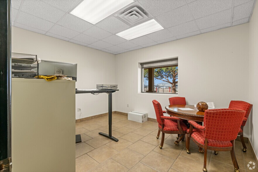 More Photos Of 7910 Interstate 20, Midland Service For Lease