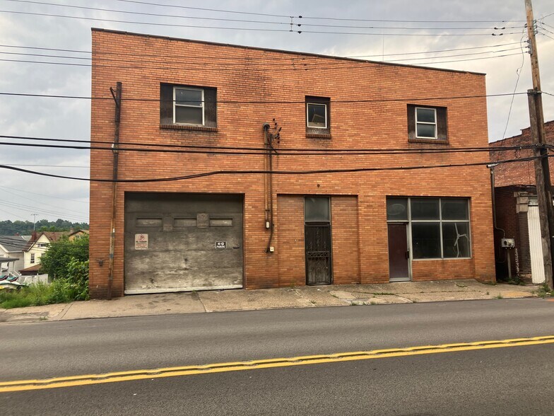 More Photos Of 842-844 Island Ave, McKees Rocks Warehouse For Sale