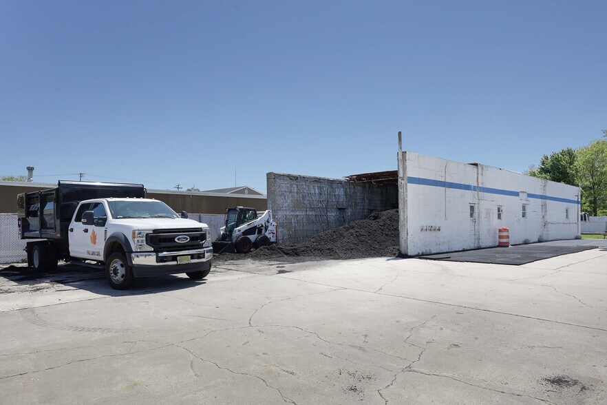 More Photos Of 64 Steiner Ave, Neptune City Warehouse For Lease